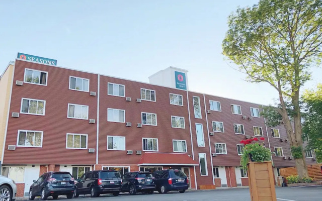 Seasons Inn Halifax