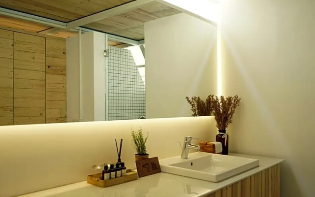 Rumah Atsiri Glamping