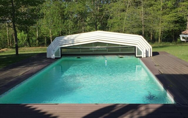 Villa With 3 Bedrooms in Sainte-maure-de-peyriac, With Private Pool, E