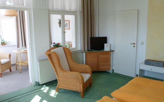 Hotel Schloonsee Garni