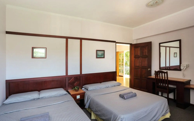 Parkland Hotel