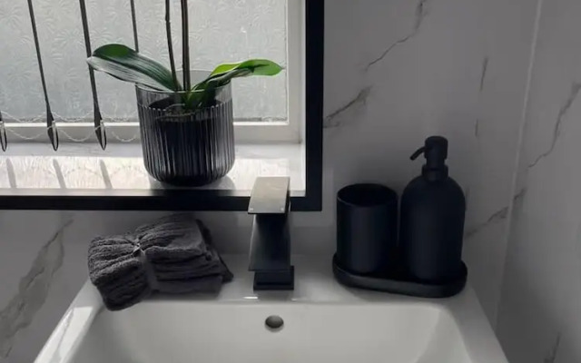 Immaculate Luxury 2-bed Apartment in Liverpool