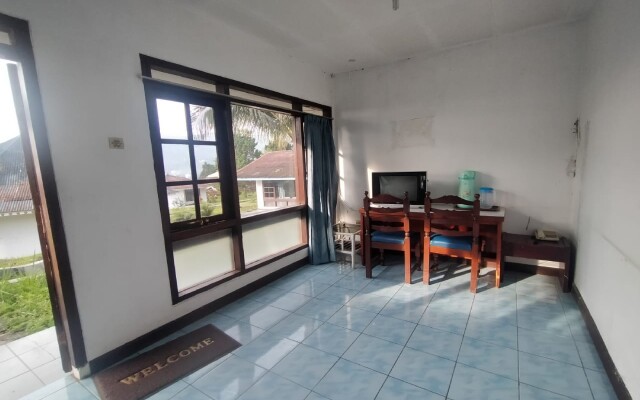 Hotel Lembah Nyiur Cikopo