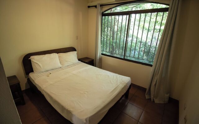 Anona Guesthouse