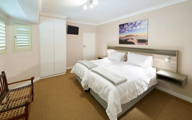 Outeniqua Inn