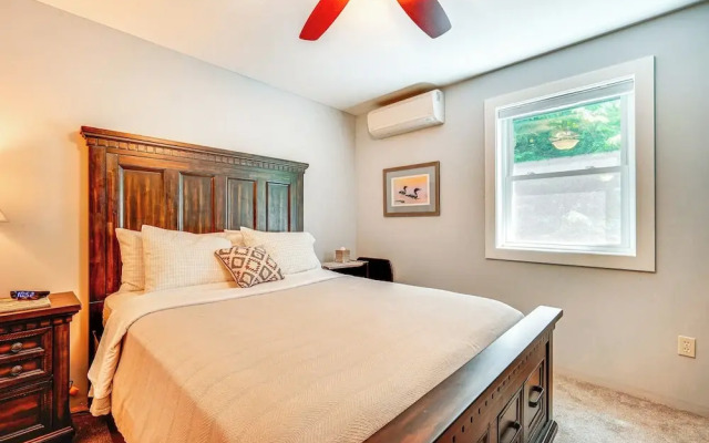 Wilmington Retreat Near Trails, Skiing & Festivals