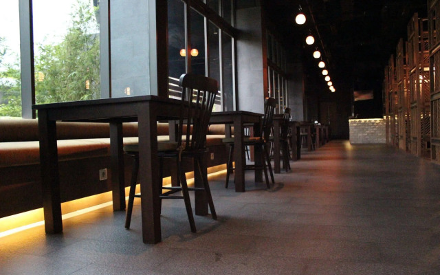 Veranda Hotel Pakubuwono