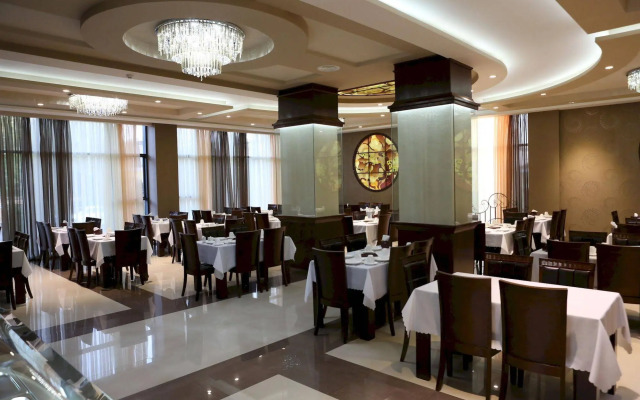Bomo Nairi Hotel