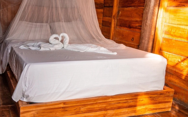 The Mompe Hostal Beach