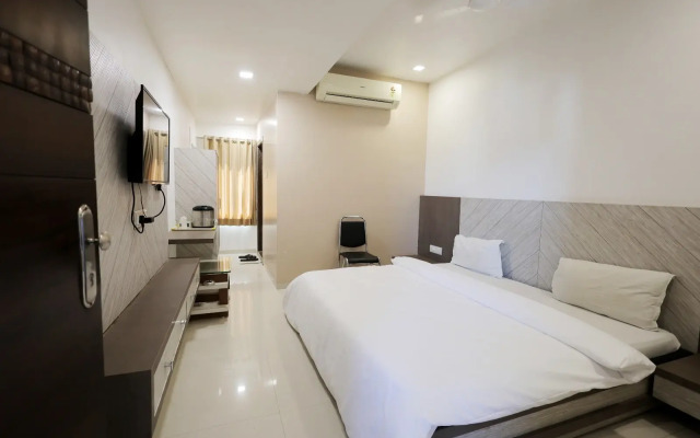 Hotel Grand Paradise