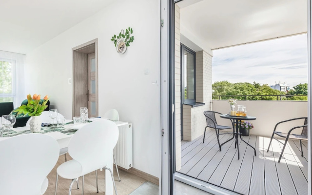 Apartament Deluxe Platany C38 by Renters
