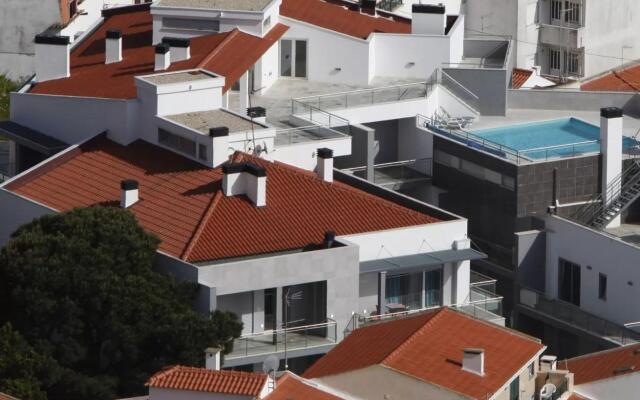 ALTIDO Nazare 3-BR Flat w/Terrace & Rooftop Pool