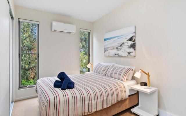 OG- By the Sea, 400m to Beach