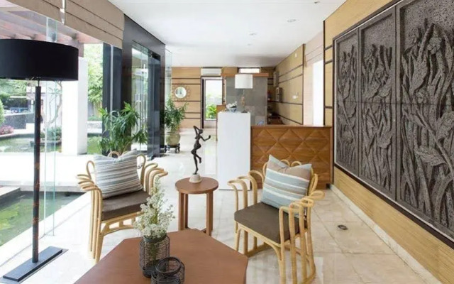 M Residence Menteng