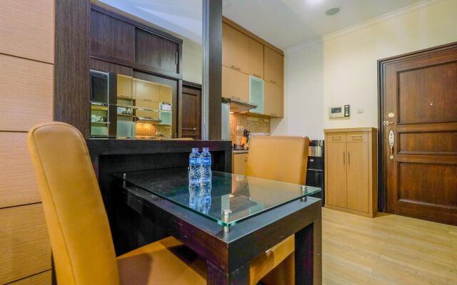 Fancy And Classic Studio Room At Bellezza Apartment