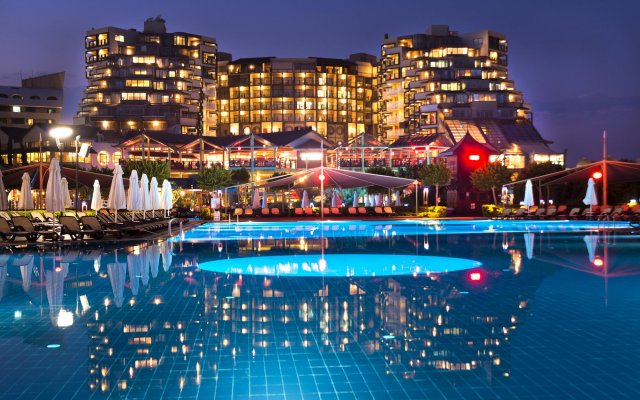 Limak Lara De Luxe Hotel - All Inclusive