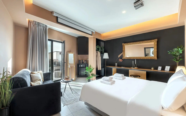 Clyde Athens by Nin&Bau