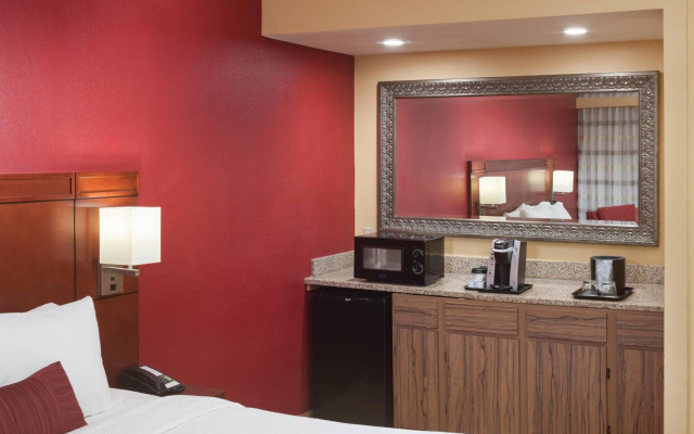 Courtyard by Marriott Jackson