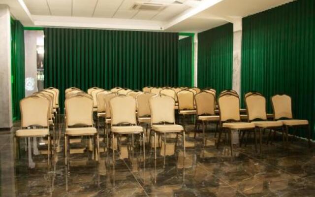 Hotel Promenada Biznes & Wypoczynek