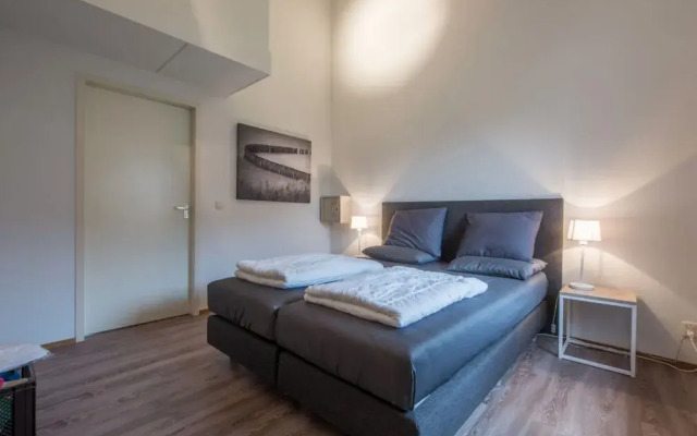 Bungalow Near North Sea Beach With Garden