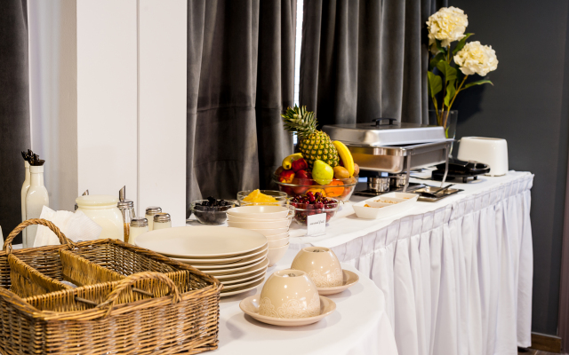 Elina Hotel Apartments