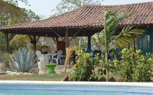 Somar Surf camp & Lodge