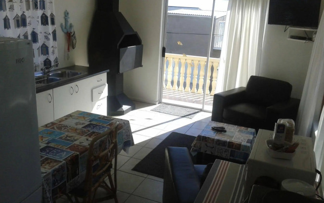 Oom Piet Self Catering Accomodation