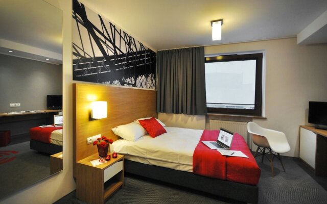 Hotel Link