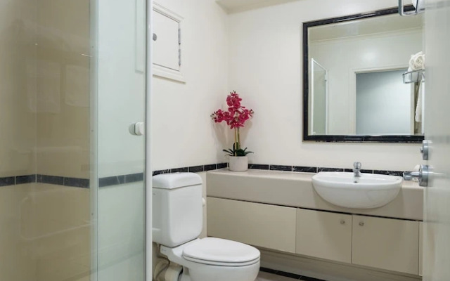 Toodle's Stylish stay on Queen Street