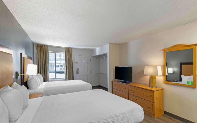 Extended Stay America Select Suites Denver Cherry Creek
