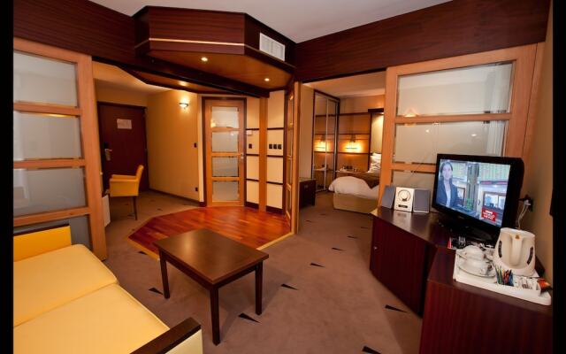 Best Western Plus La Fayette Hôtel et Spa à Epinal