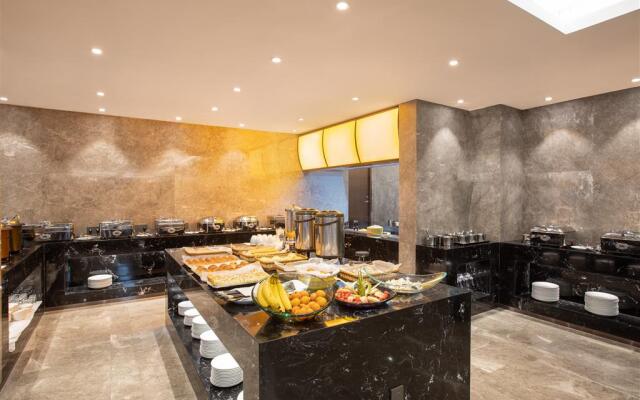 Ramada Encore by Wyndham Wuhan Caidian