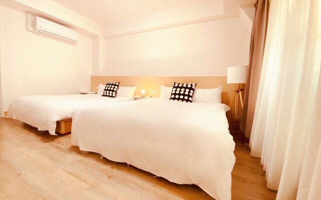 Huru House