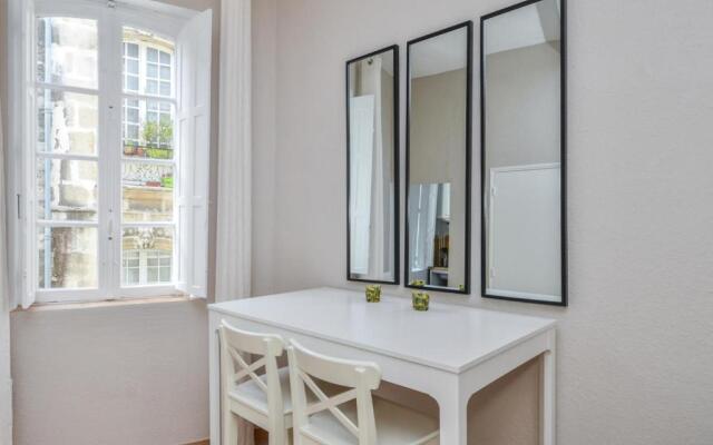 Comfortable studio apartment close to Avignon Bridge Welkeys