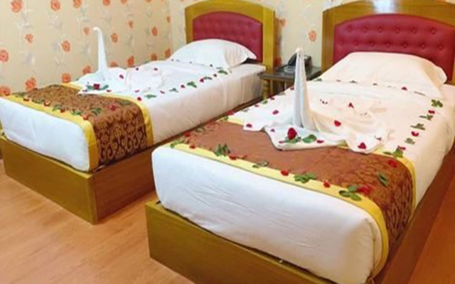 C & Y Hotel
