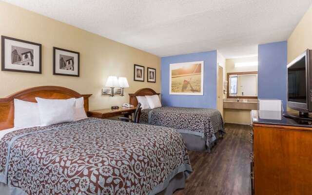 Days Inn by Wyndham College Park Airport Best Road