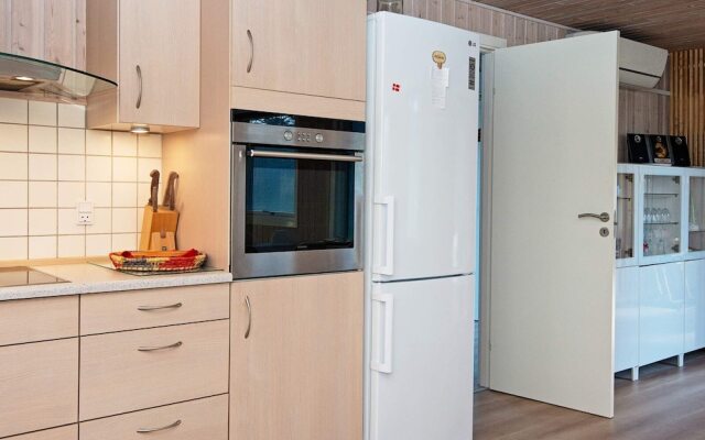 6 Person Holiday Home in Ansager