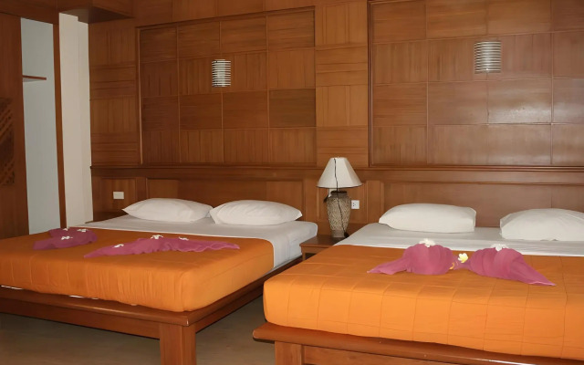 D.R. Lanta Bay Resort