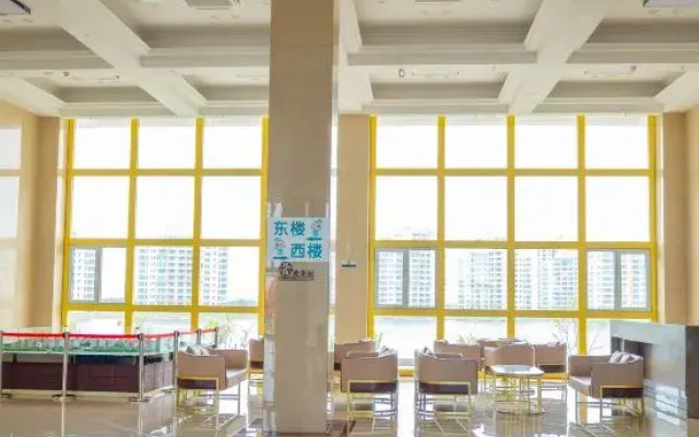 Naxianghai Blue Ocean Apartment Hotel (Rongcheng Intercontinental Holiday Plaza)