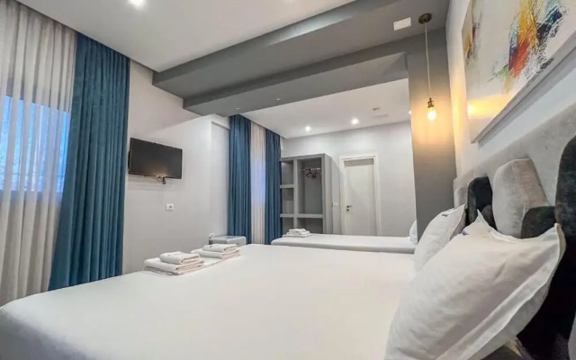 Rumani 3 Islands Hotel