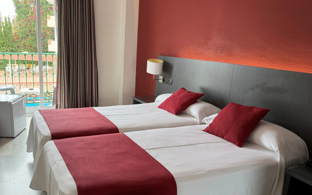 Nerja Club by Dorobe Hotels