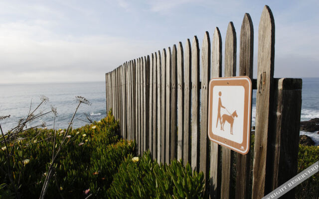 HI Point Montara Lighthouse Hostel