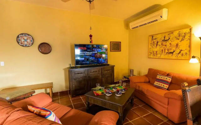 Casa Barcelona 2 BR by Casago
