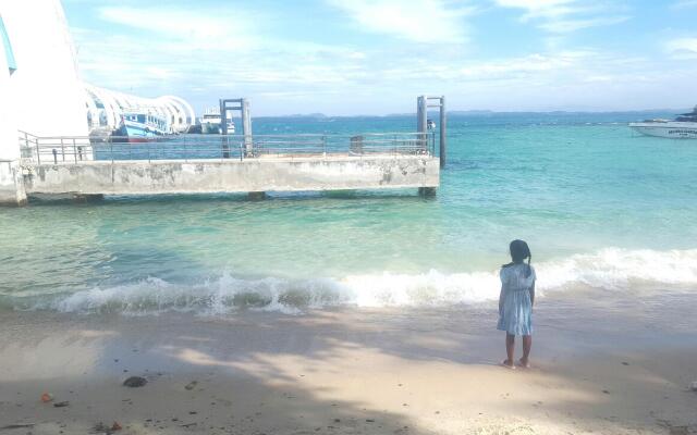 I-Talay Zone Sea Hotel