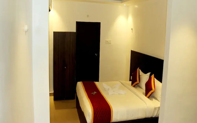G R B Hotels Aishwarya Grand