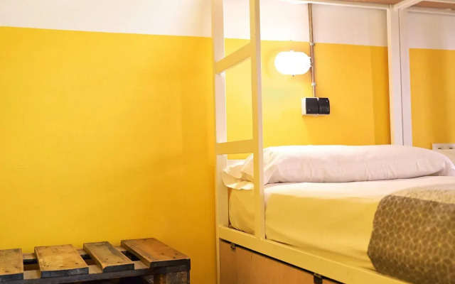 Loft Hostal - Hostel