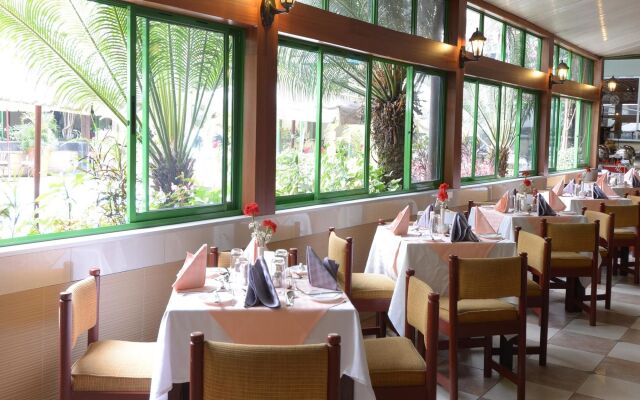 Muthu Silver Springs Hotel