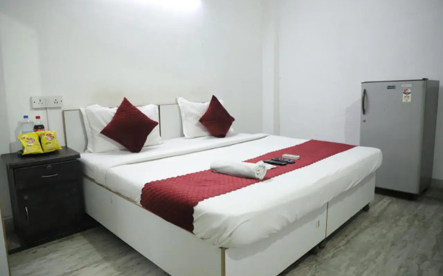 Hotel Raaso Inn - Couple Friendly