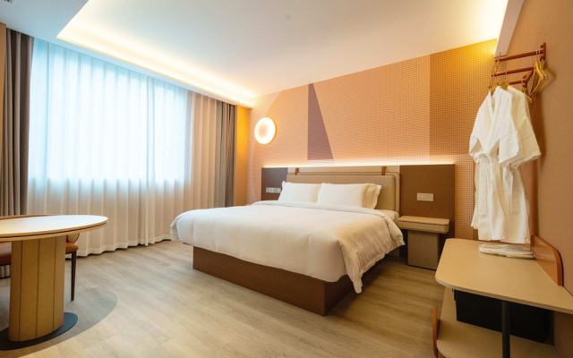 Leston Hotel