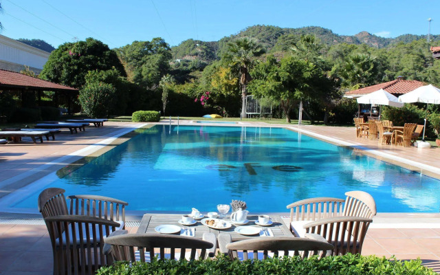 Efe Hotel Göcek